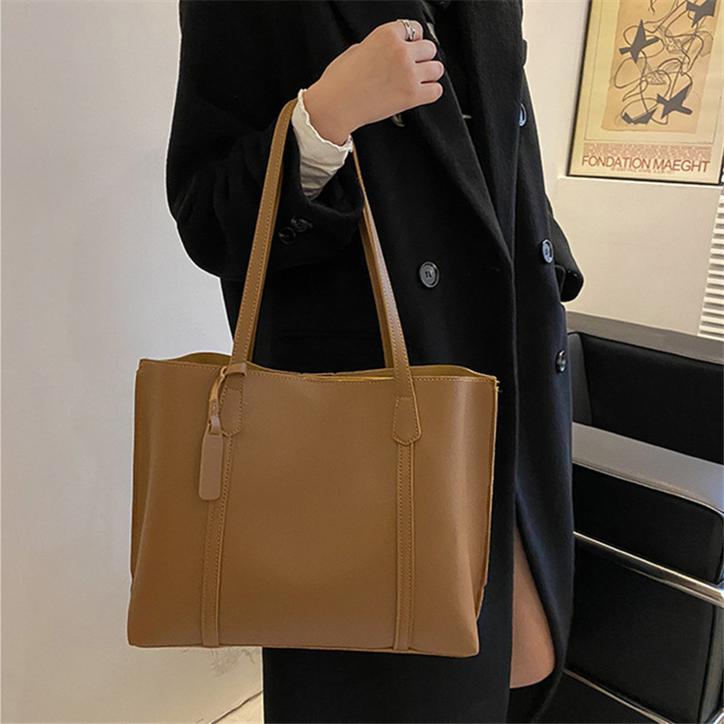 Classic Black Faux Leather Tot - đánh giá và giá Leather Work Handbags